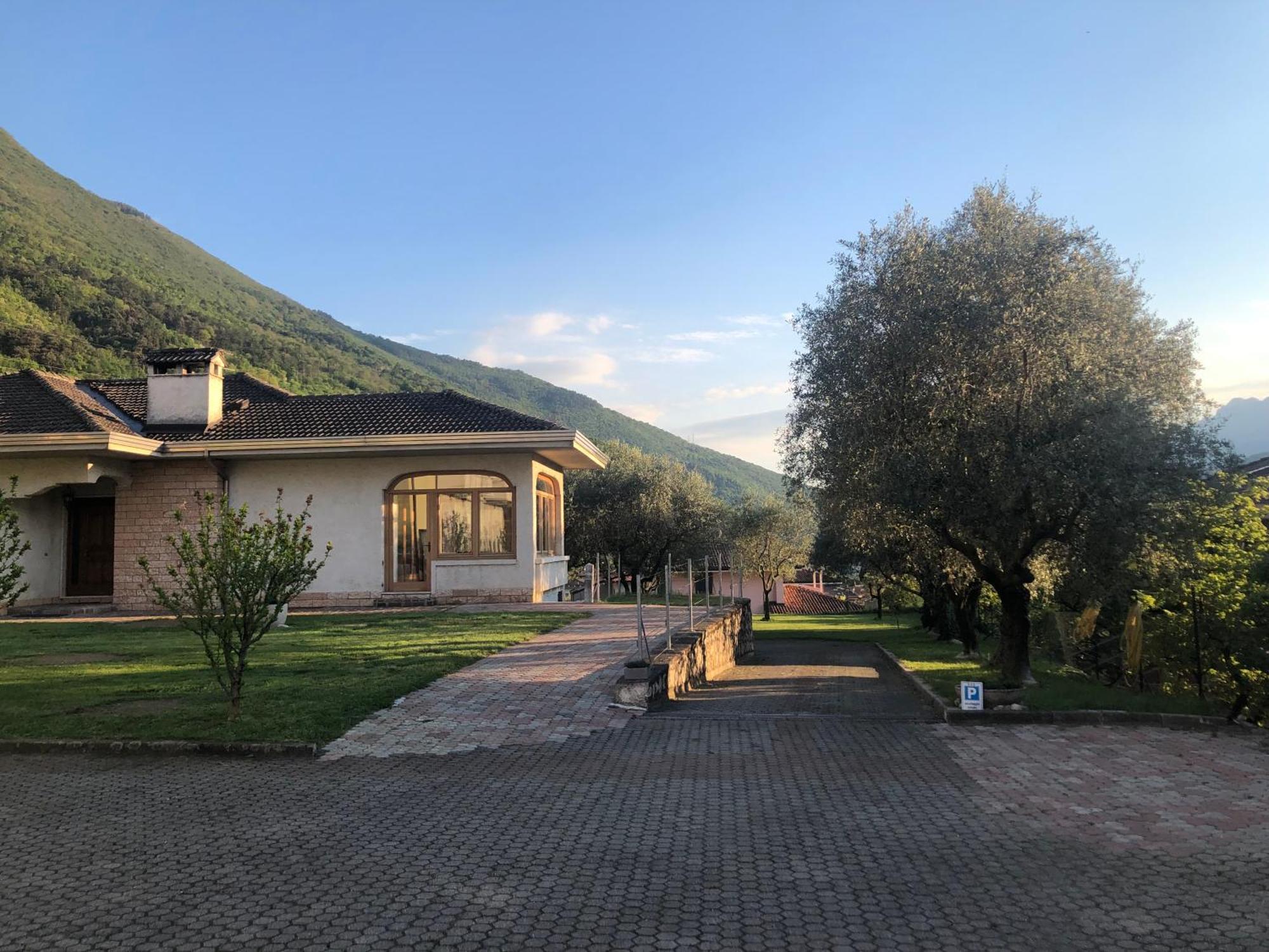 B&B Villa Chiara - Arco Exterior photo